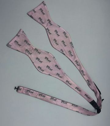 Picture of 100% Woven Silk Bowtie - Pink with silver horse and carriage
